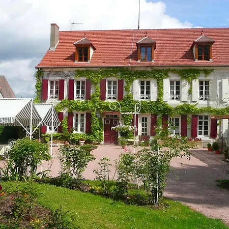 Bed & Breakfast D'hotes Et Roulotte Au Bonheur Du Parc Le Breuil (Allier)
