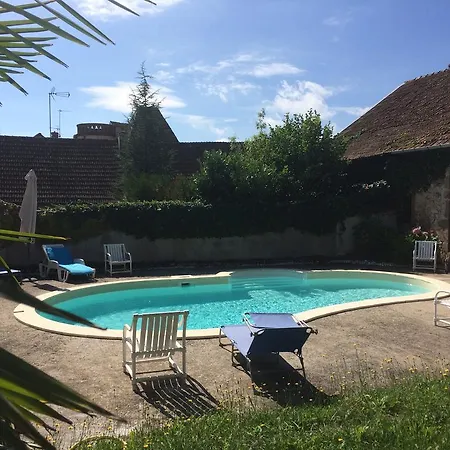 D'hotes Et Roulotte Au Bonheur Du Parc * Le Breuil (Allier)