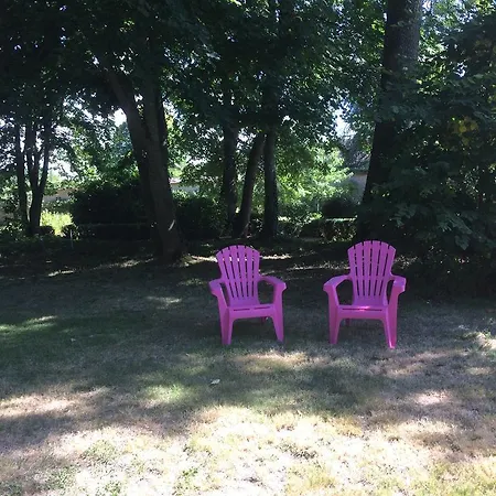 D'hotes Et Roulotte Au Bonheur Du Parc
